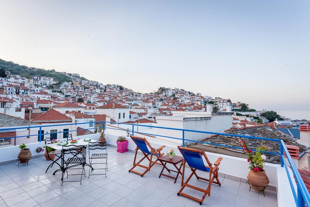 Aggela Guesthouse Skopelos Town Ngoại thất bức ảnh