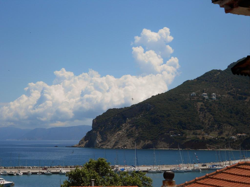 Aggela Guesthouse Skopelos Town Phòng bức ảnh