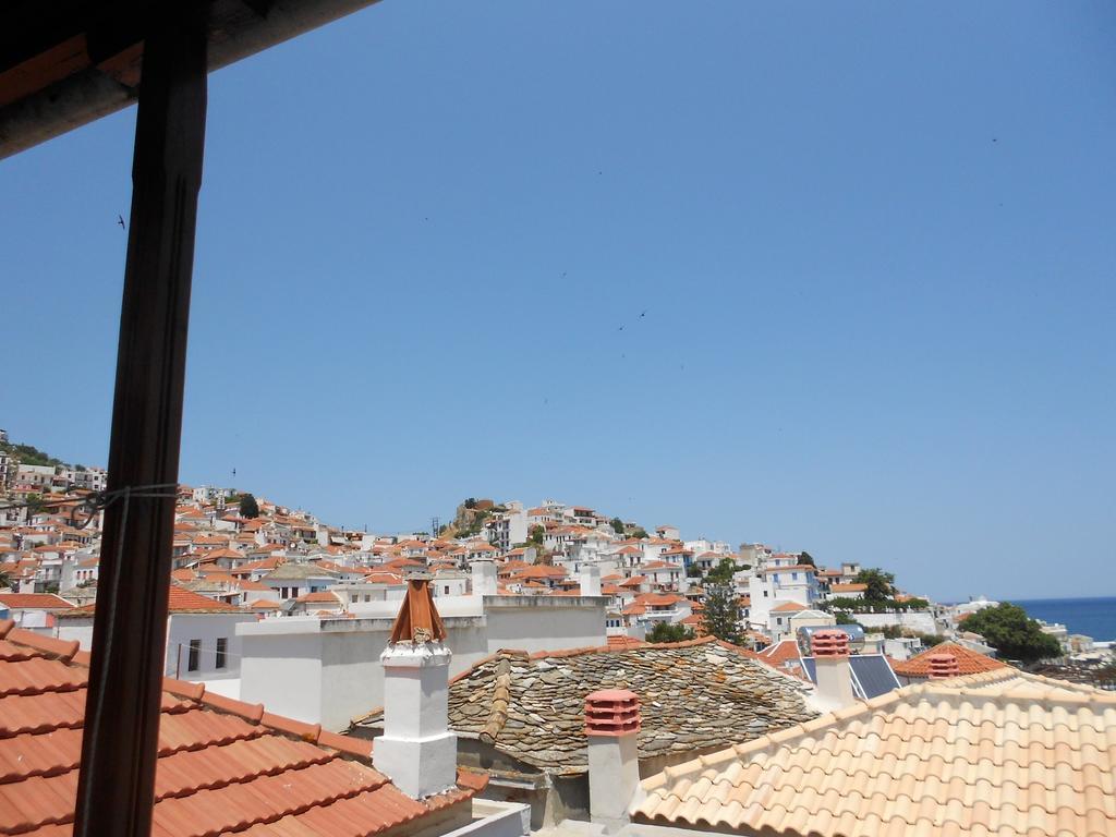 Aggela Guesthouse Skopelos Town Phòng bức ảnh