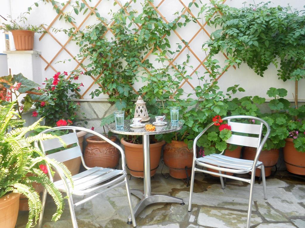Aggela Guesthouse Skopelos Town Ngoại thất bức ảnh